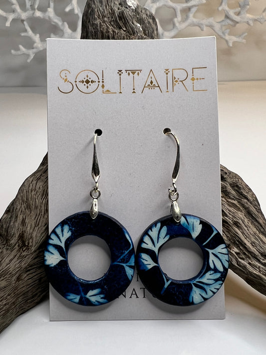 Leaf of Fumaria Hoop